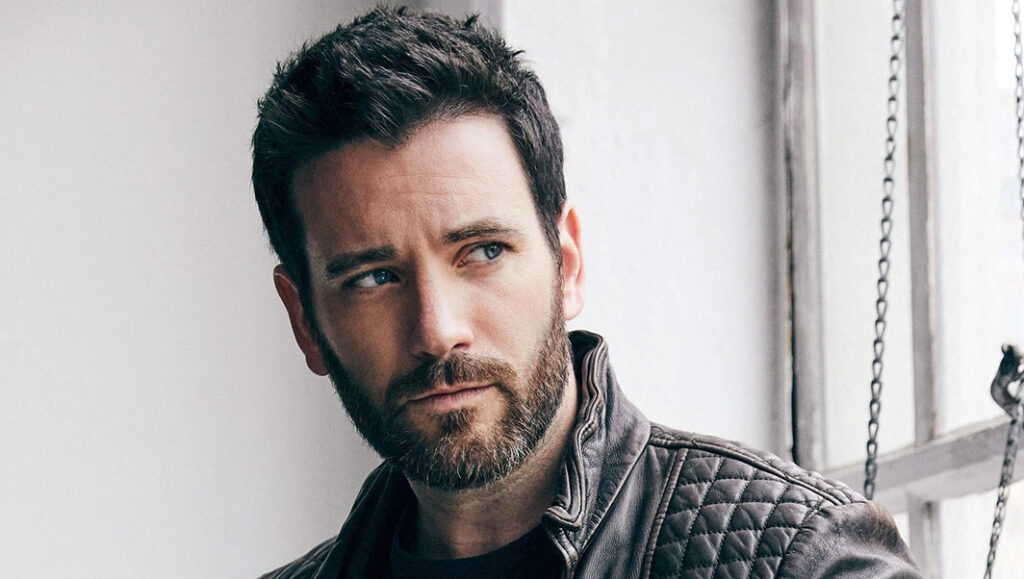 Colin Donnell