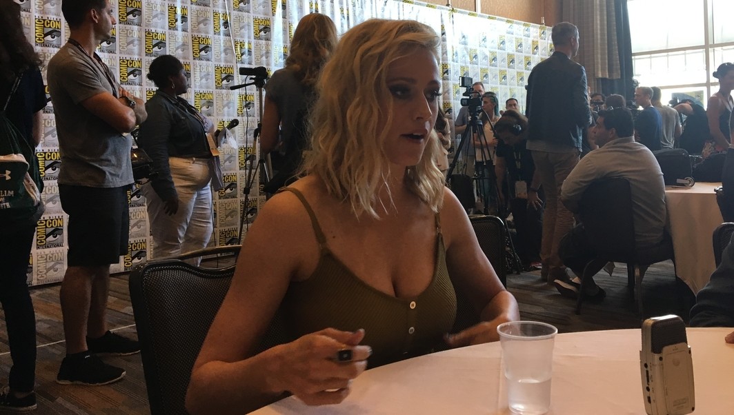 Olivia Taylor Dudley The Magicians SDCC 2017